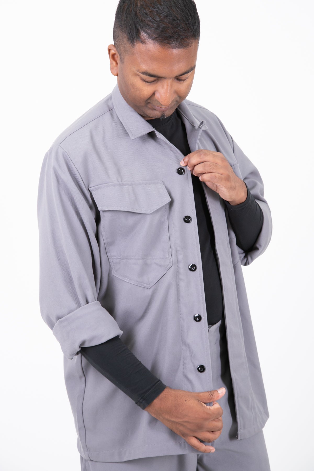 Ultra Smooth Serge 25 Tobi Overshirt_buttons