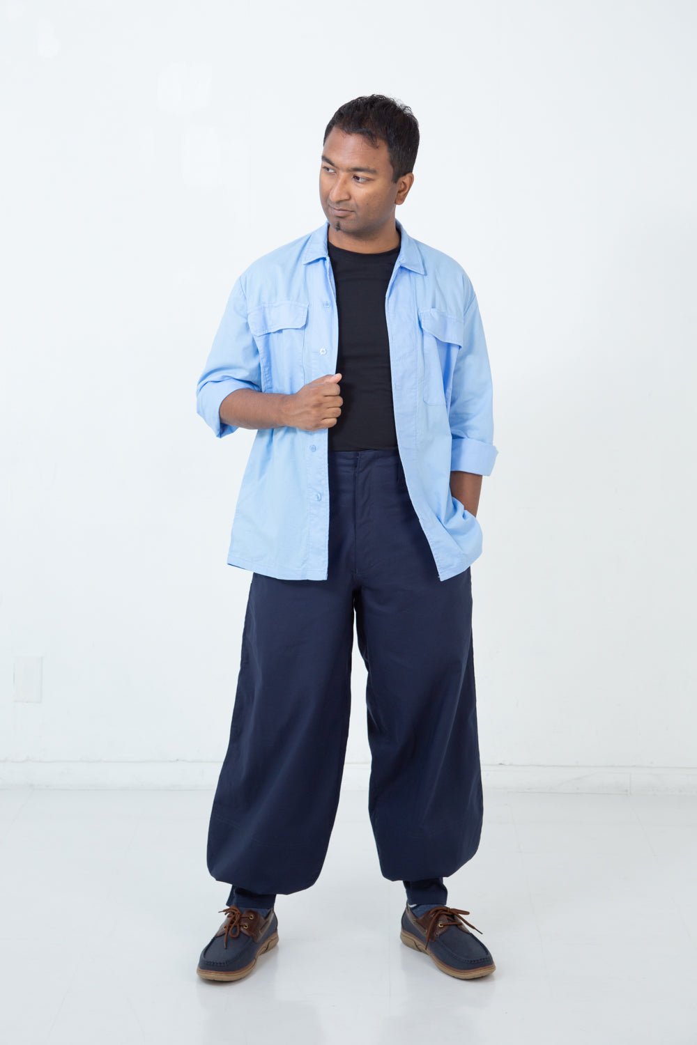 Summer Cotton 37 Edo-Style Tobi Pants_model